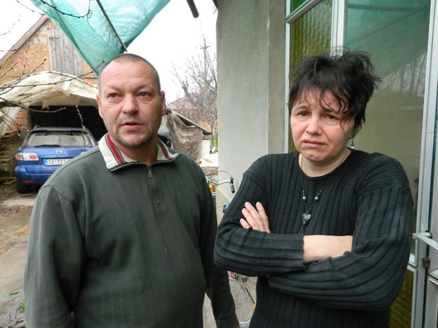 Барбарин отац гониће сведоке чим напуне 18